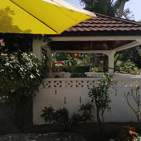 Swiss Garden House In Kerr Sering With Full Private Compound Serrekunda Exteriér fotografie